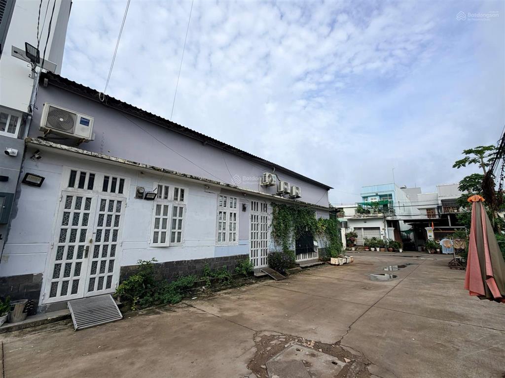 Bán lô góc 2 mặt tiền đường nguyễn đôn tiết p. bình trưng đông quận 2