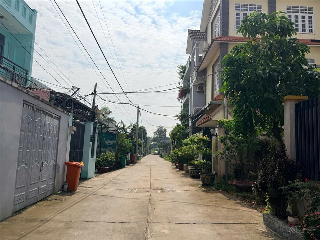 Bán lô đất hẻm xe tải rộng 6m đường số 9 p. long trường quận 9 (cách đường tam đa 200m)