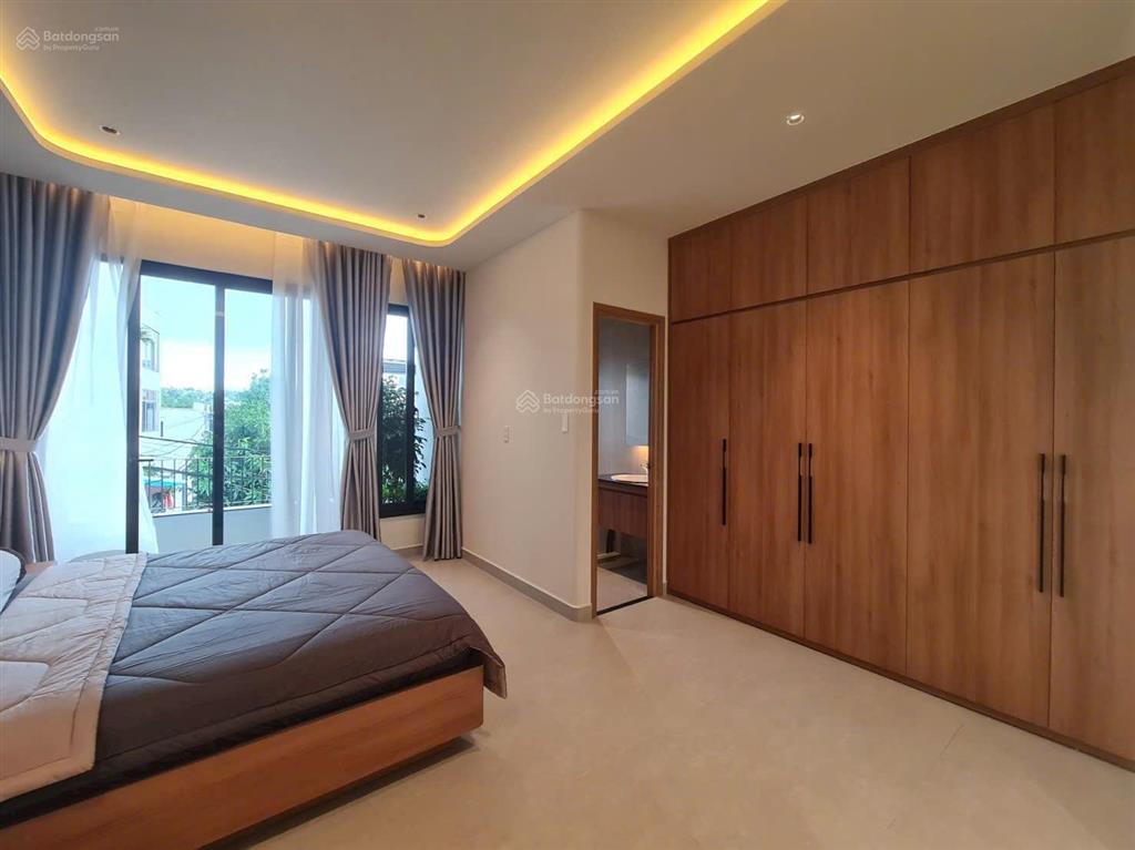 Bán căn nhà mới full nội thất cao cấp 100% sổ hồng hoàng công.