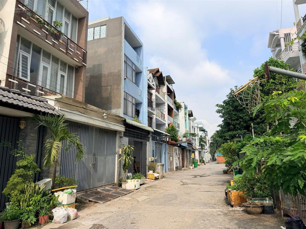 Nhà phố hẻm oto đường lê văn thịnh p.bình trưng tây quận 2 ( thuộc dự án dịch vụ công ích quận 2)