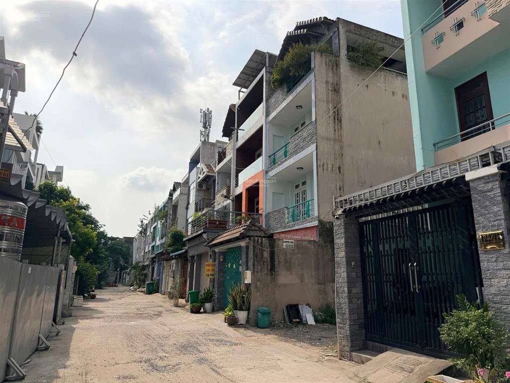 Nhà phố hẻm oto đường lê văn thịnh p.bình trưng tây quận 2 ( thuộc dự án dịch vụ công ích quận 2)