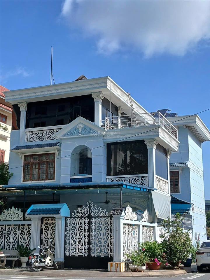 Bán biệt thự góc 2 mặt tiền khu homyland compound cao cấp
