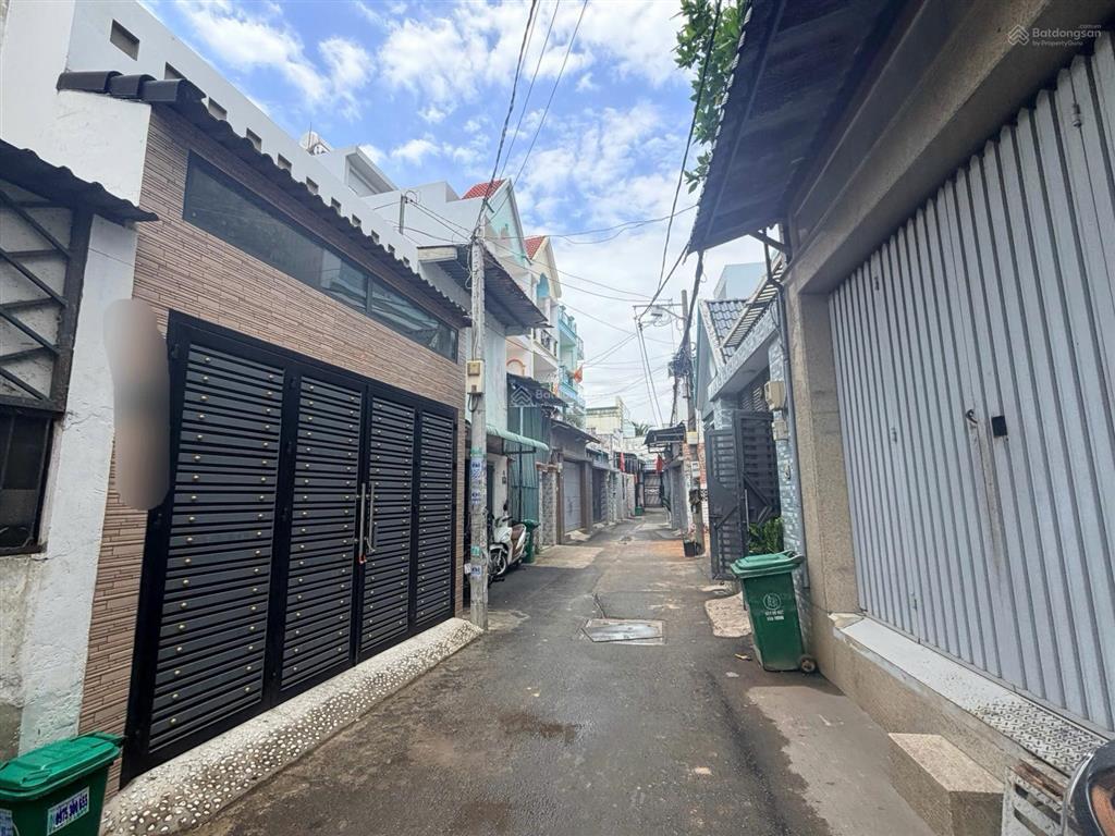 Bán lô đất mặt tiền đường số 13 p. bình trưng tây quận 2 (cách đường nguyễn duy trinh 200m)