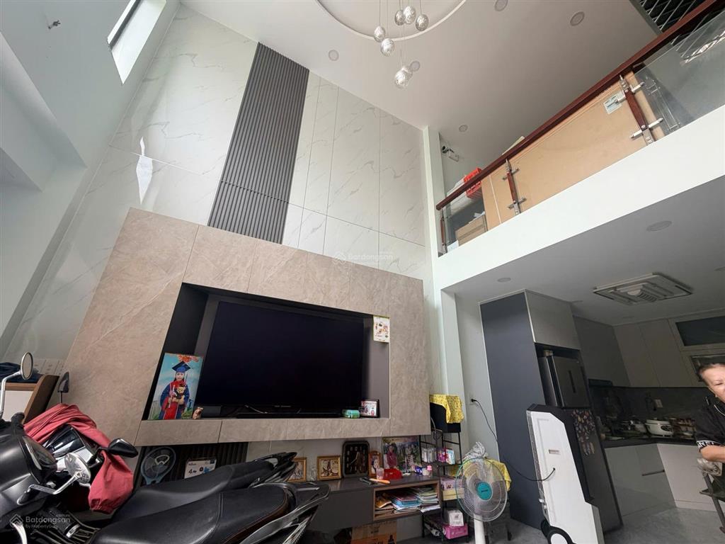 Bán lô đất mặt tiền đường số 13 p. bình trưng tây quận 2 (cách đường nguyễn duy trinh 200m)