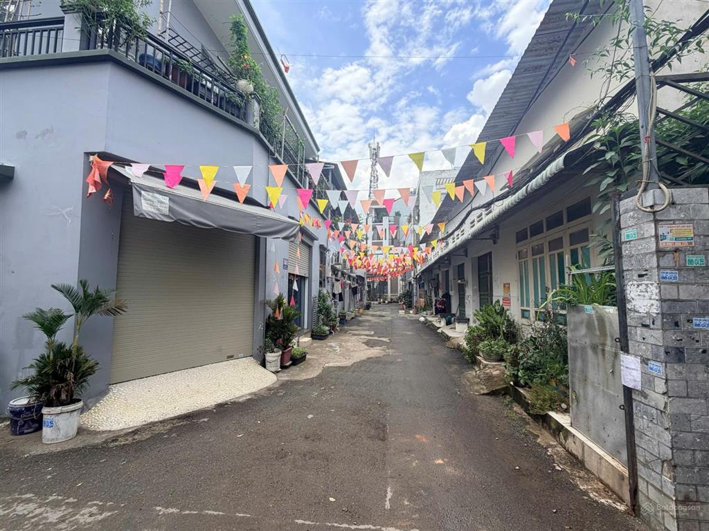 Bán lô đất mặt tiền đường số 13 p. bình trưng tây quận 2 (cách đường nguyễn duy trinh 200m)