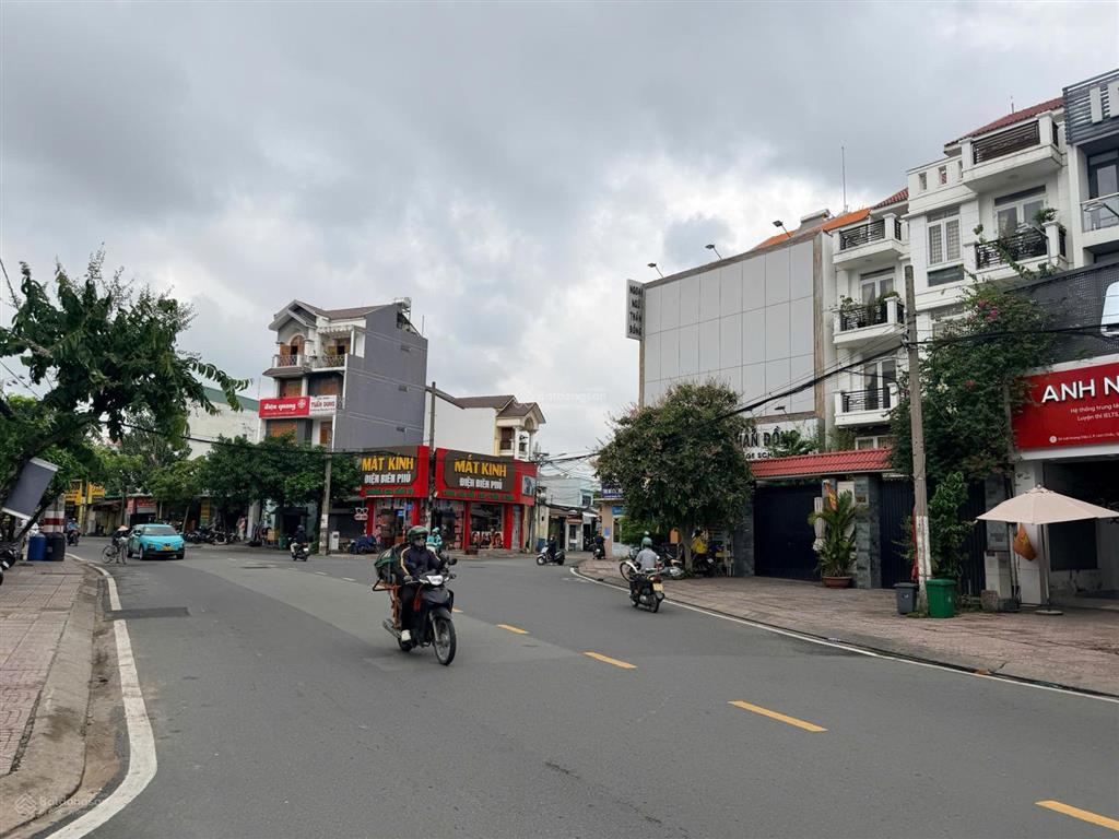 Căn hộ dịch vụ góc 2 mặt tiền hẻm oto đường hoàng diệu 2, p. linh xuân, thủ đức