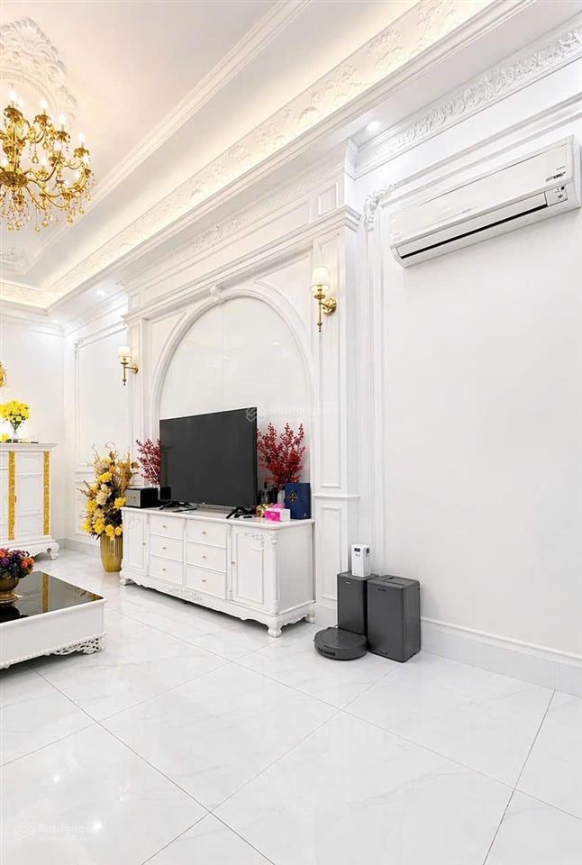 Bán căn nhà phố mặt tiền đường số 17 p.phước bình quận 9. full nội thất cao cấp