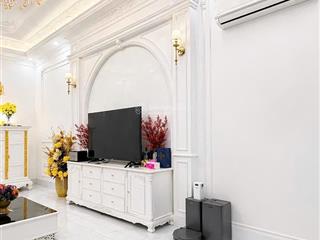 Bán căn nhà phố mặt tiền đường số 17 p.phước bình quận 9. full nội thất cao cấp