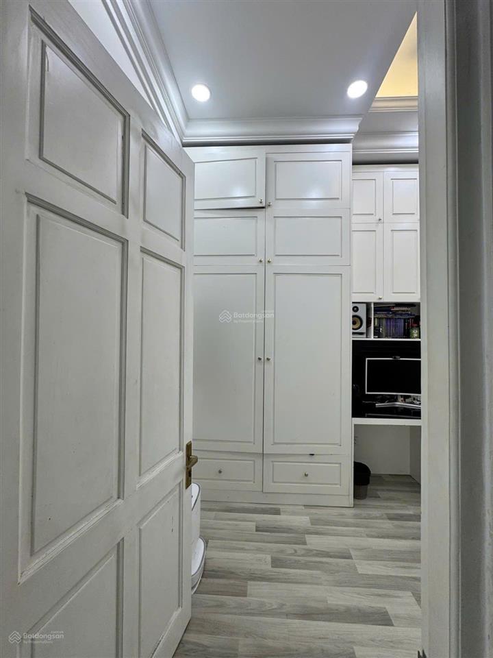 Bán căn nhà phố mặt tiền đường số 17 p.phước bình quận 9. full nội thất cao cấp