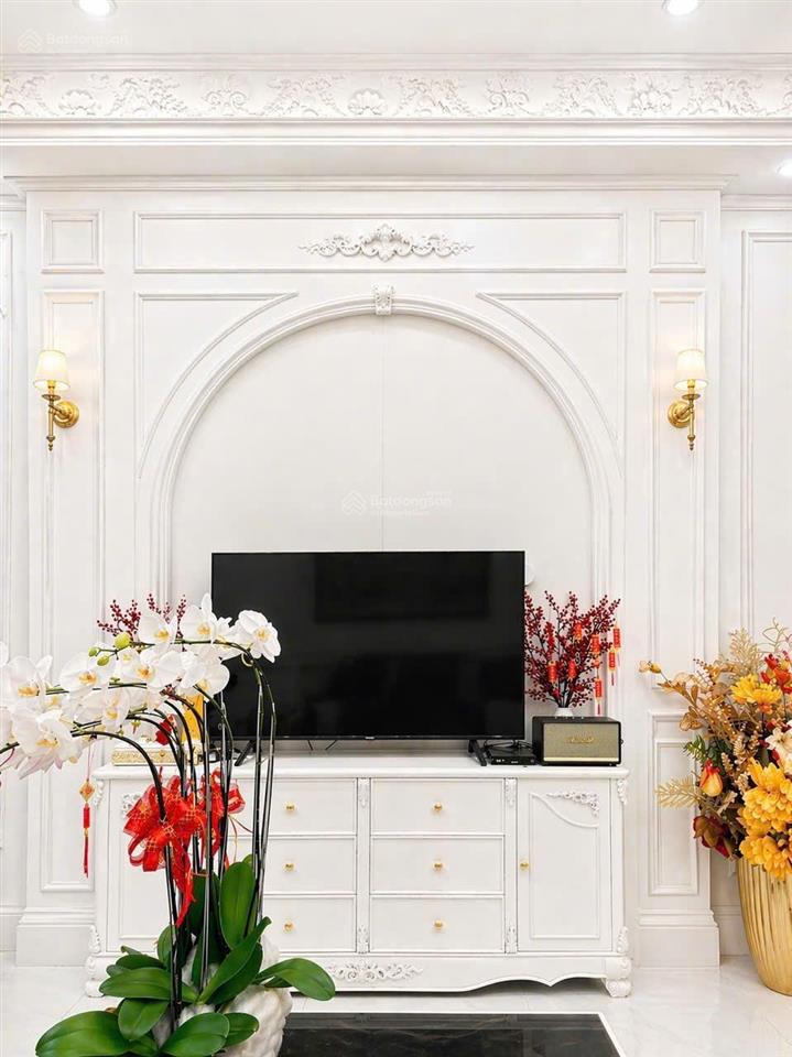Bán căn nhà phố mặt tiền đường số 17 p.phước bình quận 9. full nội thất cao cấp