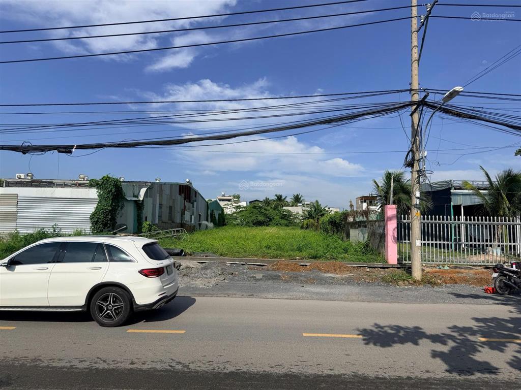 Bán đất mặt tiền đường lã xuân oai p.long trường quận 9 ( lộ giới đường đã mở rộng ra 30m )