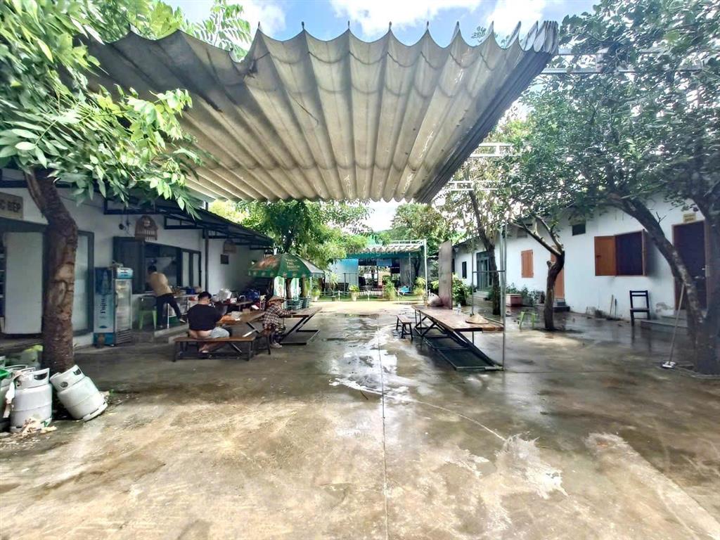 Bán lô đất mặt tiền đường lã xuân oai p. long trường quận 9 (lg đường 30m đã mở rộng)