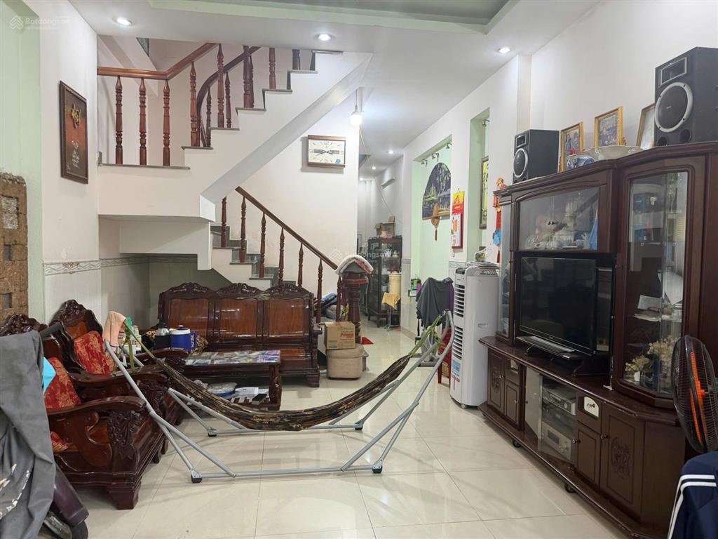 Bán căn nhà phố 1 trệt 1 lầu hẻm oto đường số 2 p. bình trưng đông quận 2