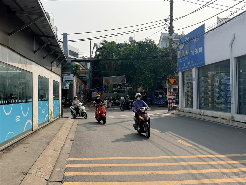 Bán lô đất mặt tiền đường lê hữu kiều p.bình trưng tây quận 2 ( cách nguyễn thị định 15m )