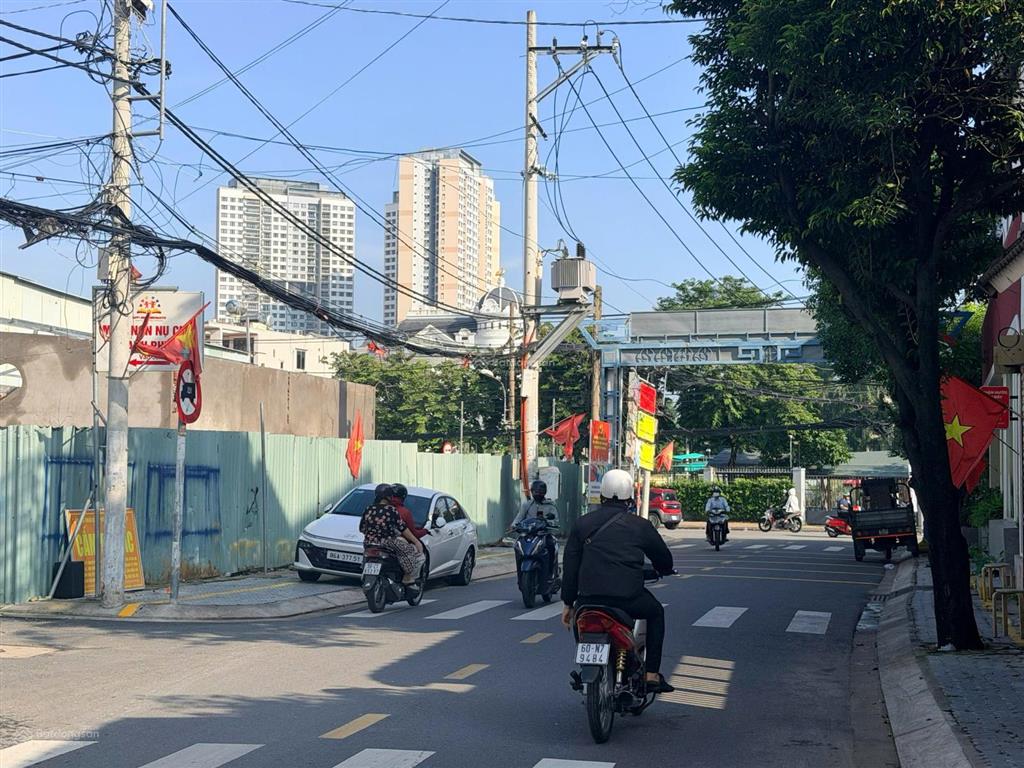 Bán lô đất mặt tiền đường nguyễn tuyển, p. bình trưng tây, quận 2