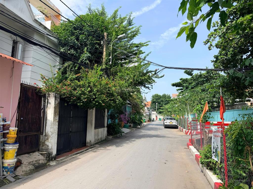 Nhà mặt tiền đường 61 thảo điền đường hiện hữu 5m  đường dự mở rộng trước nhà 12m ra 2 mặt tiền