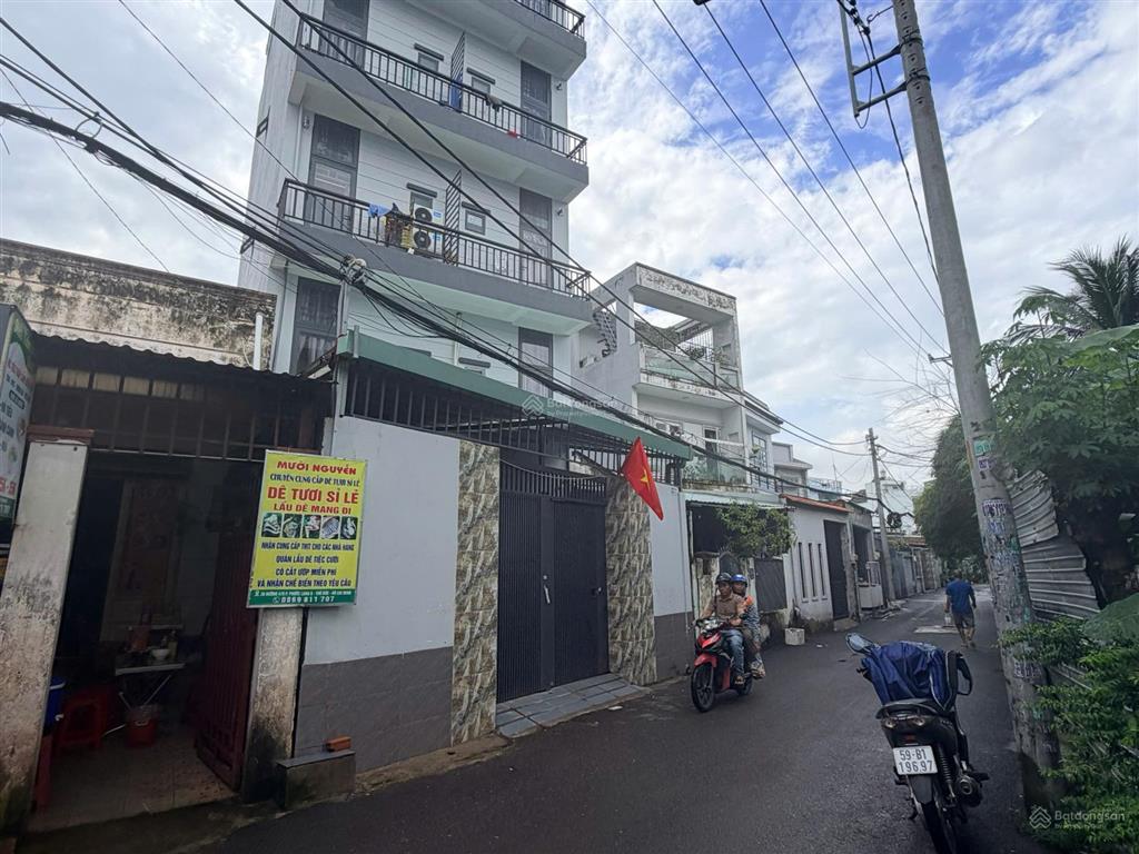 Bán chdv mặt tiền đường 475 p.phước long quận 9 ( cách đường đỗ xuân hợp 300m )
