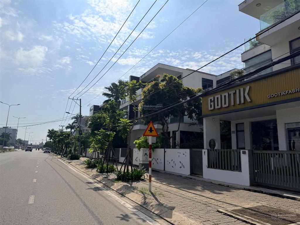 Bán nhà phố mặt tiền đường liên phường p. phú hữu quận 9 (lộ giới đường 30m)