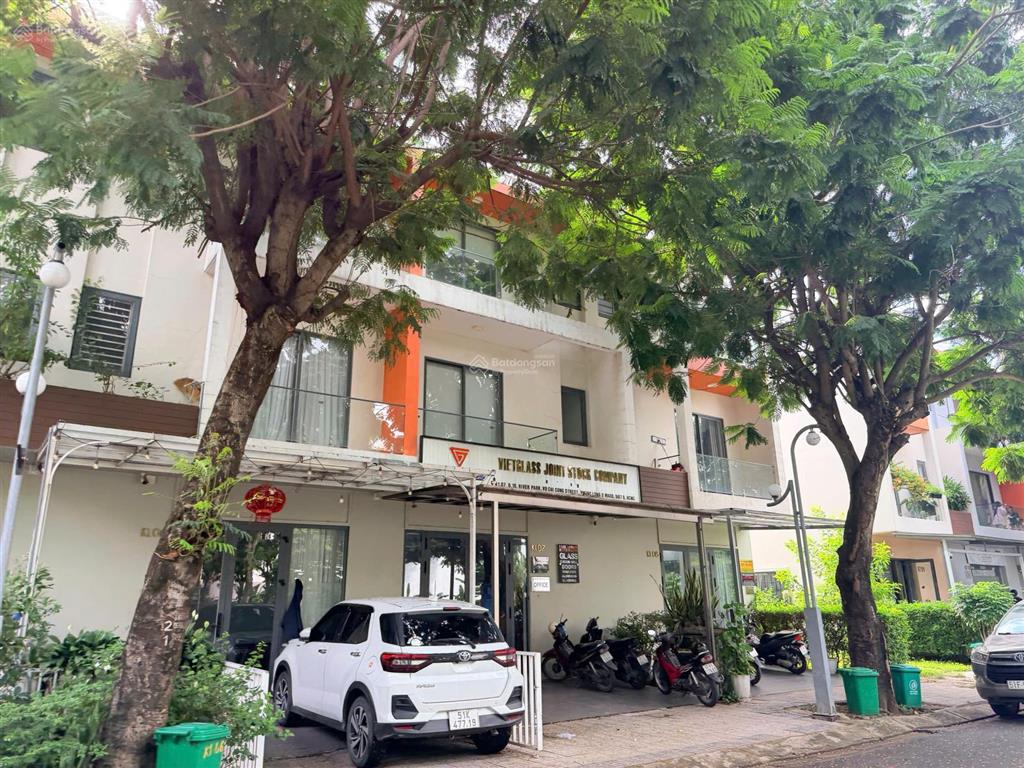 Bán căn nhà phố liền kề thuộc dự án river park đường liên phường phường phước long b quận 9