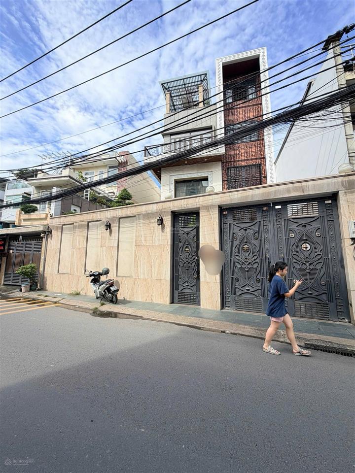 Bán siêu biệt thự sân vườn hồ bơi mặt tiền đường số 12 p. trường thọ thủ đức