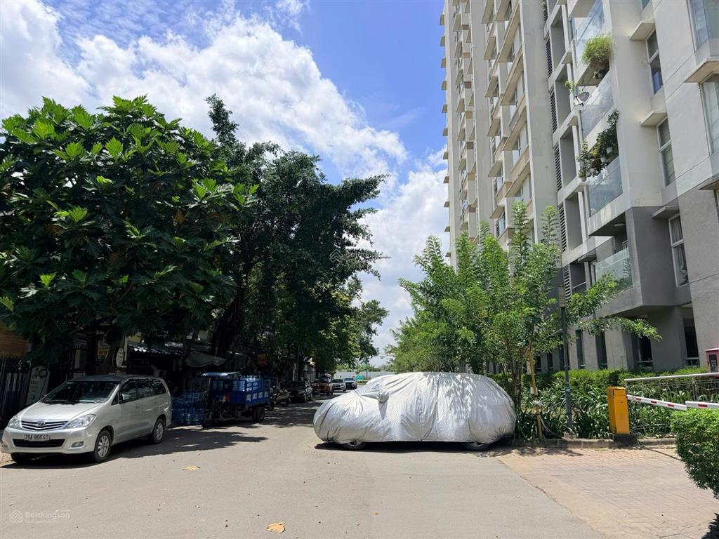 Bán căn biệt thự góc 2 mặt tiền khu dự án nam long cách đường đỗ xuân hợp 50m p.phước long b quận 9
