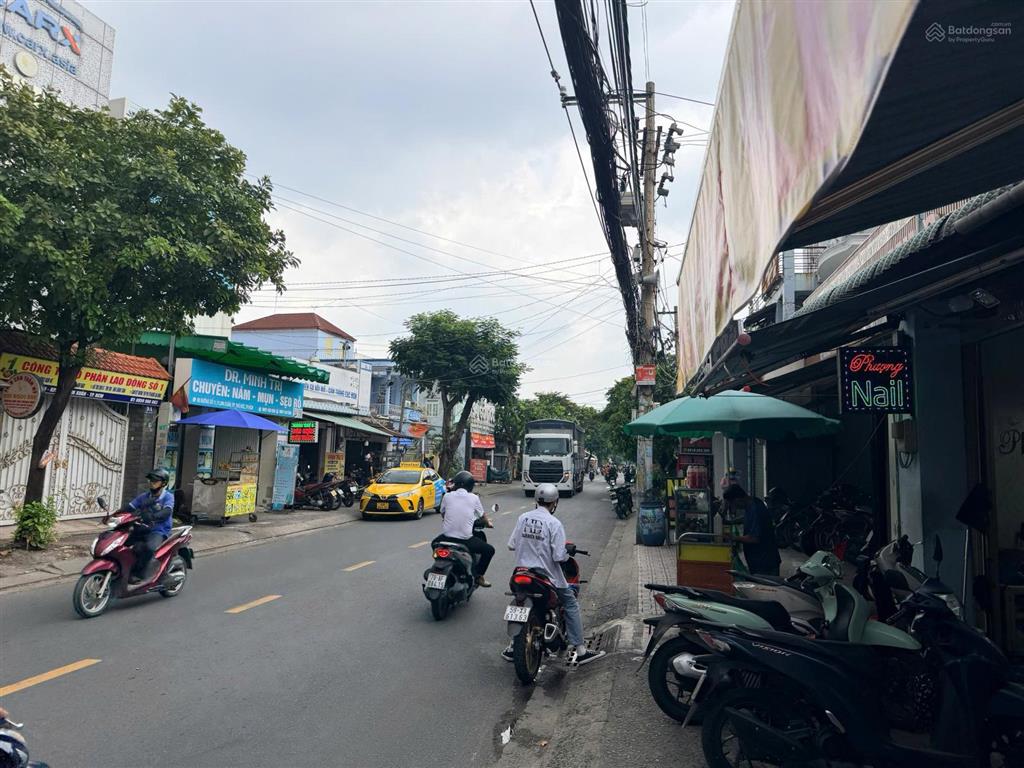 Bán lô đất mặt tiền đường số 11 p. linh xuân thủ đức