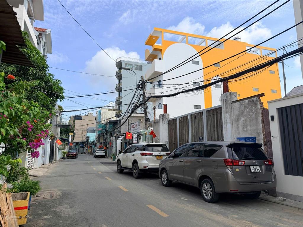 Bán lô đất mặt tiền đường số 28, p. cát lái, quận 2 (cách đường lê văn thịnh 200m)