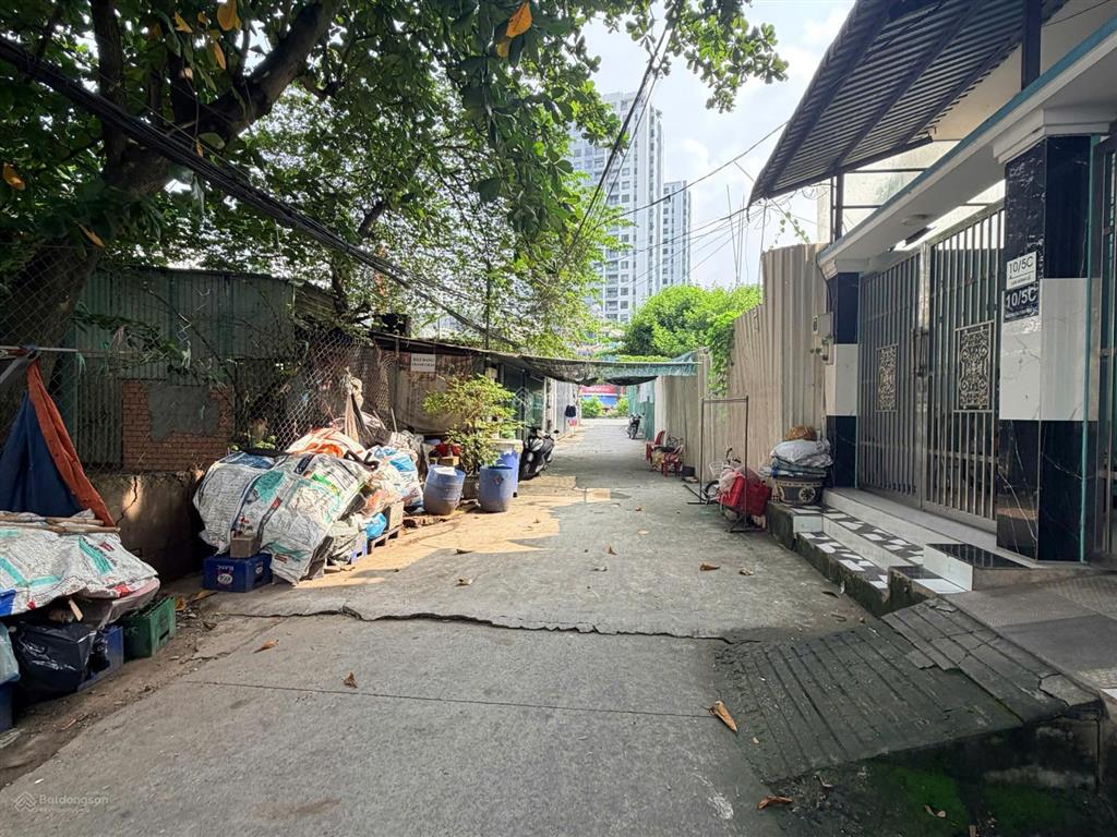 Đất hẻm oto của đường an tư công chúa đường thông di chuyển ra đường số 4 p. an phú quận 2