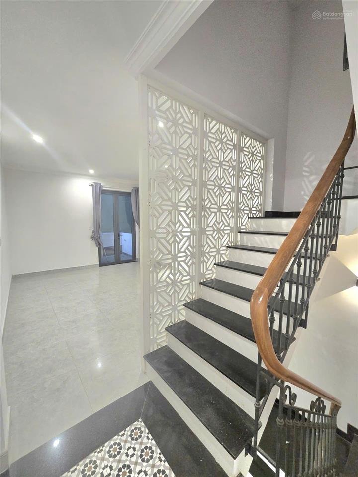 Bán nhà phố liền kề hẻm 162 đường 42, phường bình trưng đông, quận 2
