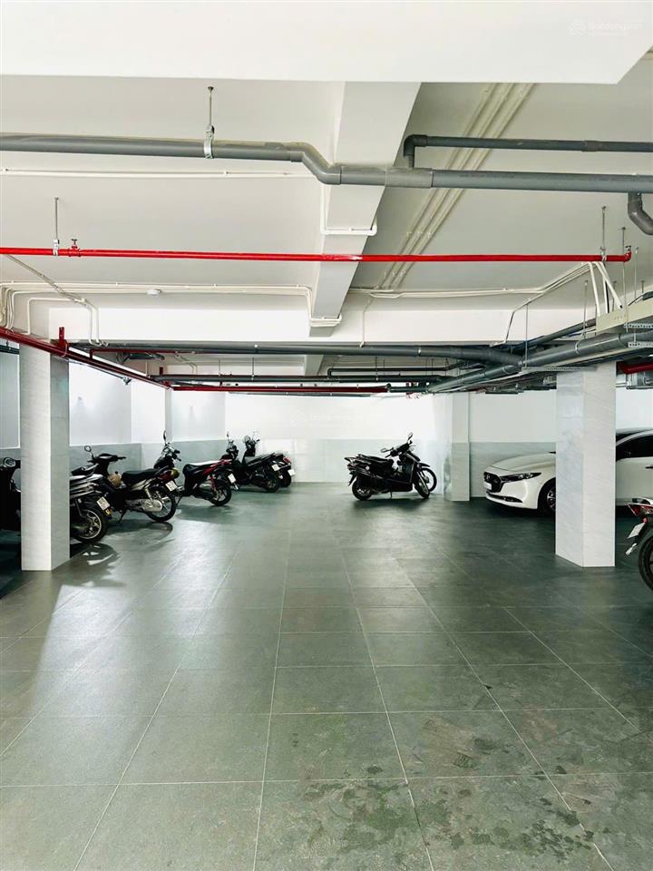 Bán chdv cao cấp thu nhập 200 triệu/tháng thuộc hẻm đường 182 p.tăng nhơn phú b quận 9
