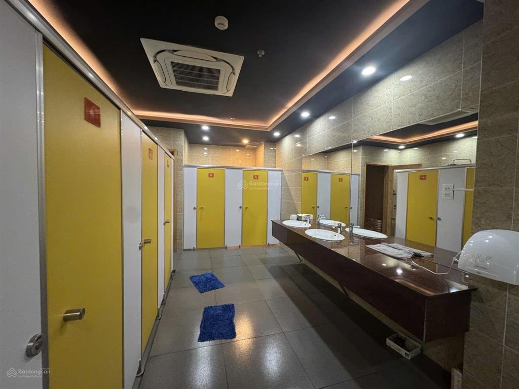 Bán toà nhà văn phòng mặt tiền đường trương văn thành p. hiệp phú quận 9
