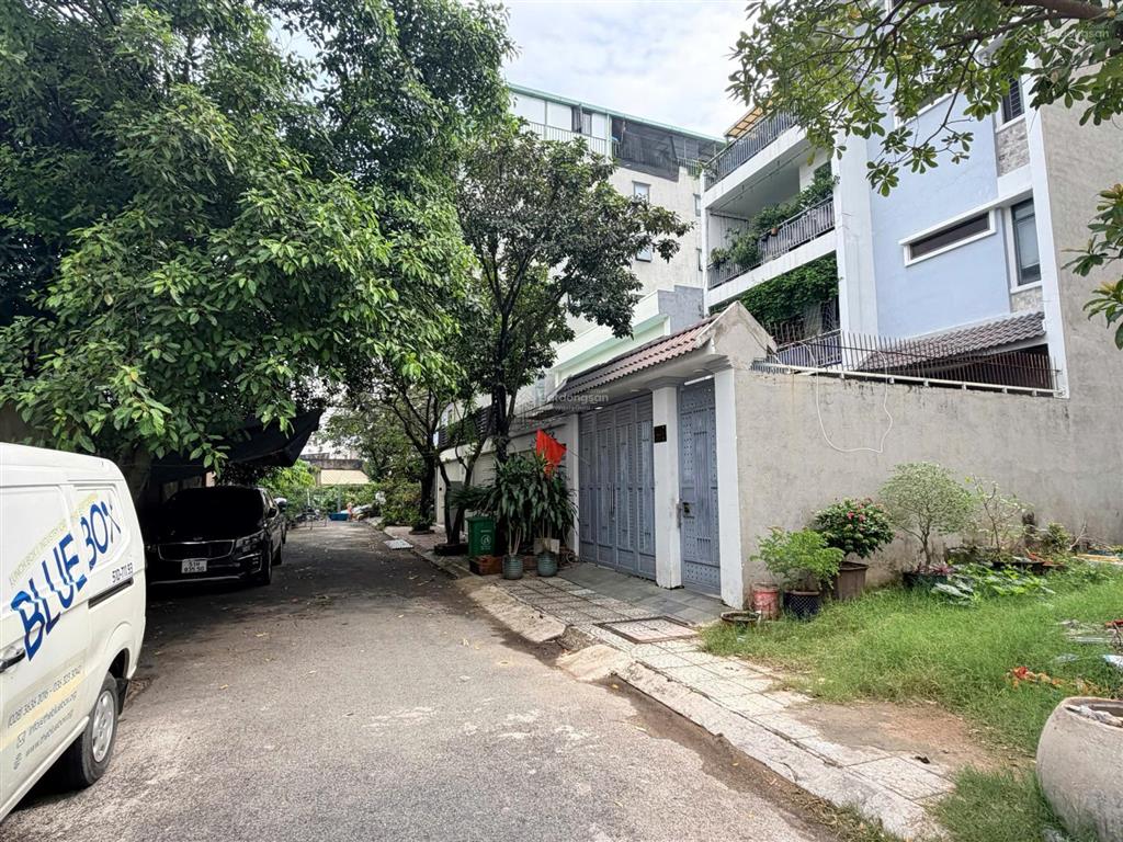 Bán căn hộ dịch vụ hẻm oto đường số 5 p.bình trưng đông quận 2