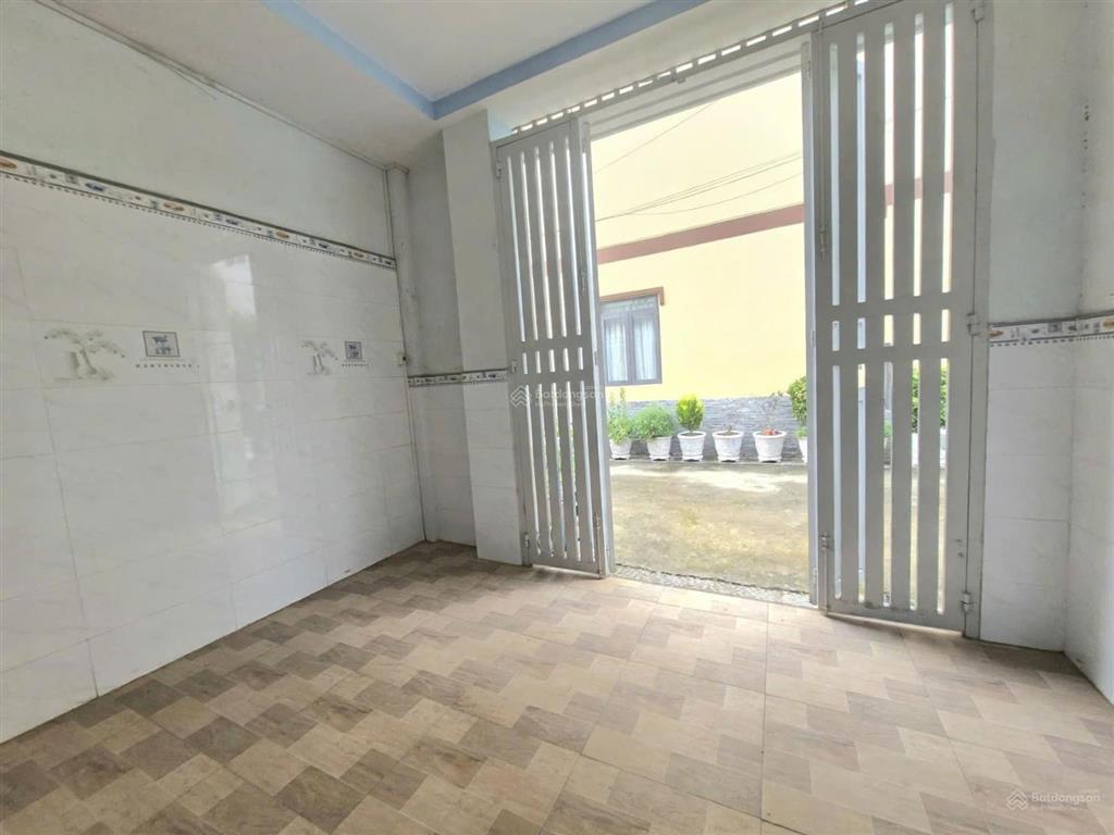 Bán nhà phố đường số 35 p.bình trưng tây quận 2