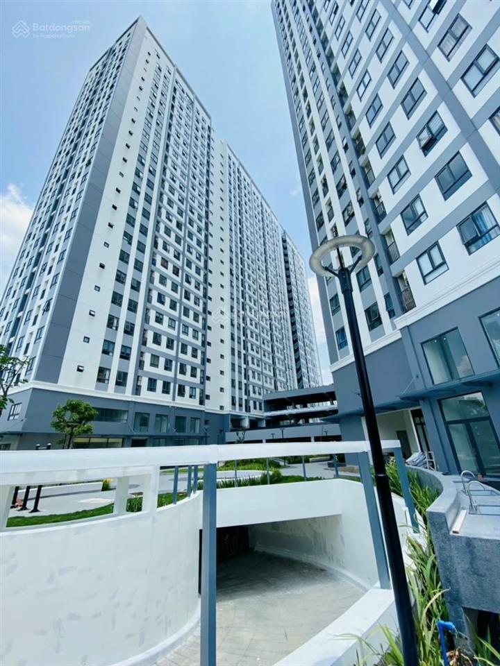 Chính chủ gửi căn tầng 10, 55m2 giá 2,19 tỷ (2pn 2wc) nhà mới đẹp có nội thất giá tốt saigon intela