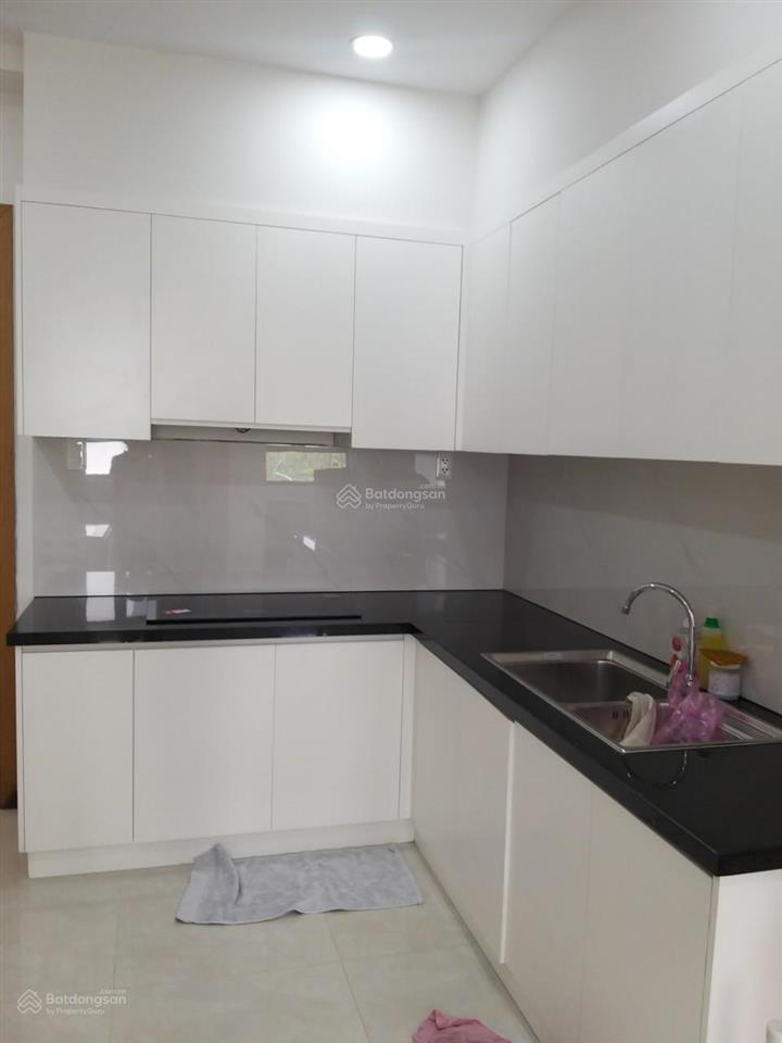 Chính chủ bán căn hộ saigon intela, giá bán 2.2 tỷ 55m2 mua chính chủ đang ở sài gòn intela