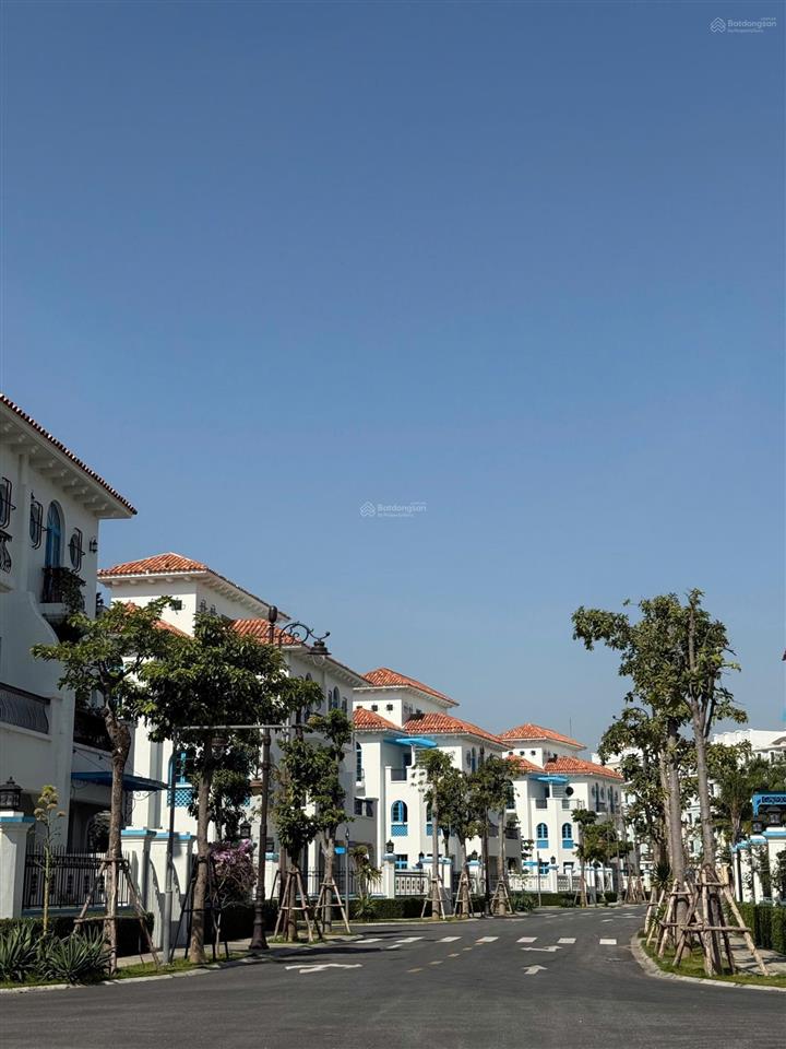 Biệt thự đẹp nhất giá chỉ 18,x tỷ, hướng biển, cạnh công viên, sổ đỏ lâu dài