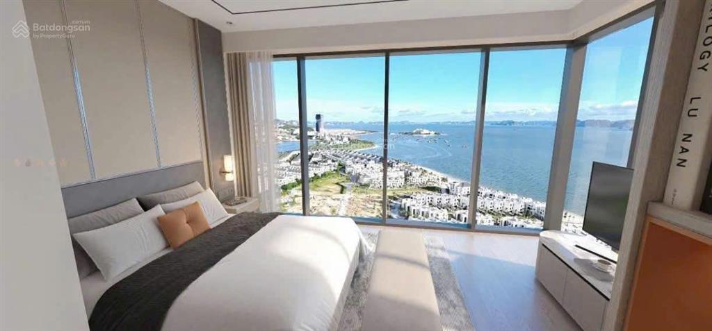 Căn 3 phòng ngủ góc vip nhất hạ long tầng trung, 4 phòng view biển, hướng đông nam cực đẹp