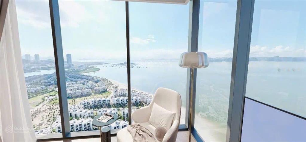 Căn 3 phòng ngủ góc vip nhất hạ long tầng trung, 4 phòng view biển, hướng đông nam cực đẹp