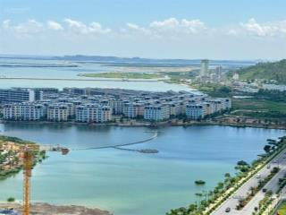 Bán căn studio view hồ nhạc nước, đầy đủ nội thất, tầng trung, sẵn sổ