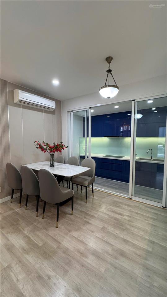 Bán star hill phú mỹ hưng 94m2 có ô xe, 3 phòng ngủ, giá 9.5 tỷ có sổ