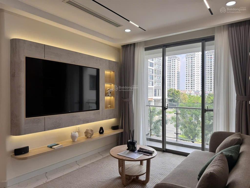 Bán căn hộ 2pn, 2wc tại chung cư hưng phúc, 8,6 tỷ, 82m2, view đẹp, tốt