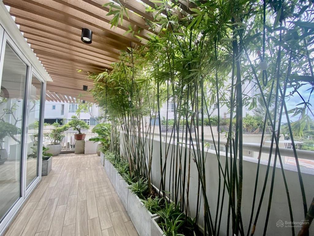 Bán căn hộ sân vườn riverside residence, giá thỏa thuận, 302m², nhà đẹp