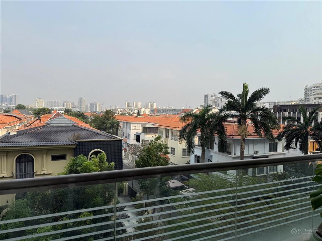 Bán căn hộ chung cư đẹp tại nguyễn đức cảnh, 11,8 tỷ, 109m2, nhiều tiện ích, có ô xe hơi