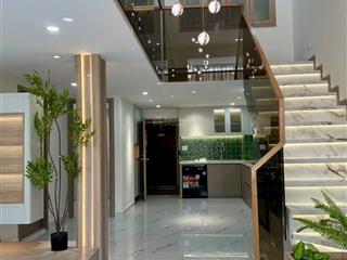 Căn hộ 4pn, 2wc full nội thất tại sky garden i, quận 7, 8,5 tỷ, 130m2