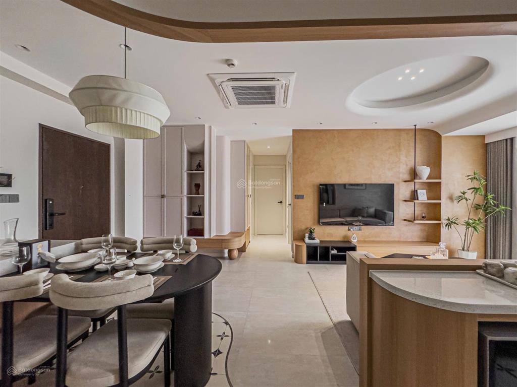 Bán căn hộ chung cư đẹp tại chung cư hưng phúc, giá ưu đãi 10 tỷ, diện tích 105m²