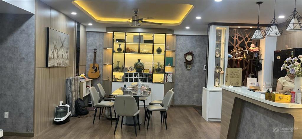 Bán căn hộ 3pn view sông tại riverpark residence, 16,4 tỷ, 128m2