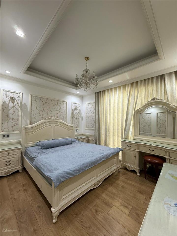 Bán ch 3pn, 2wc, 144,8m2 tại riverpark residence, 17,3 tỷ vnd