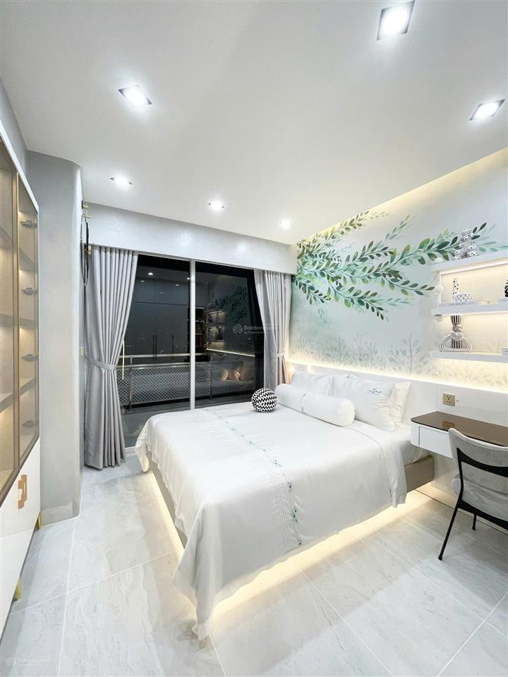 Bán căn hộ tại riverpark residence, phú mỹ hưng, giá 19,5 tỷ, 137 m2, 3pn, 2wc, view công viên
