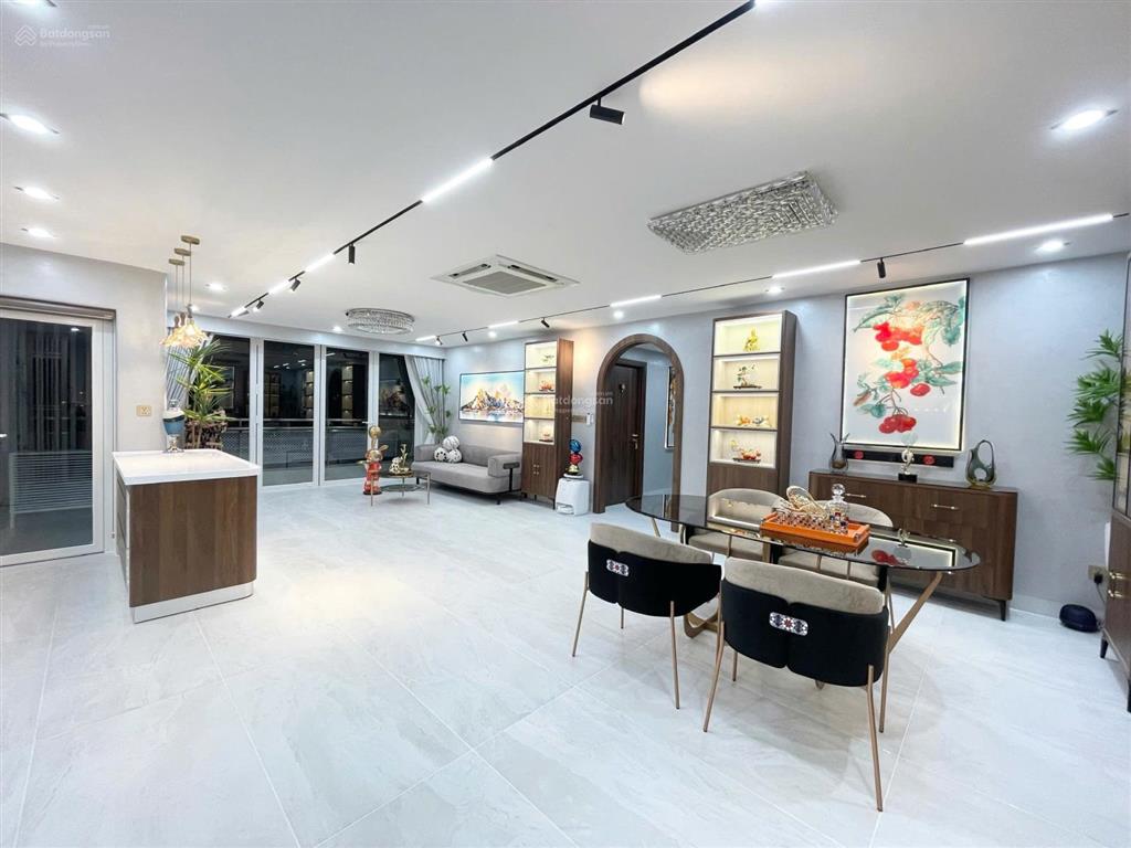 Bán căn hộ tại riverpark residence, phú mỹ hưng, giá 19,5 tỷ, 137 m2, 3pn, 2wc, view công viên