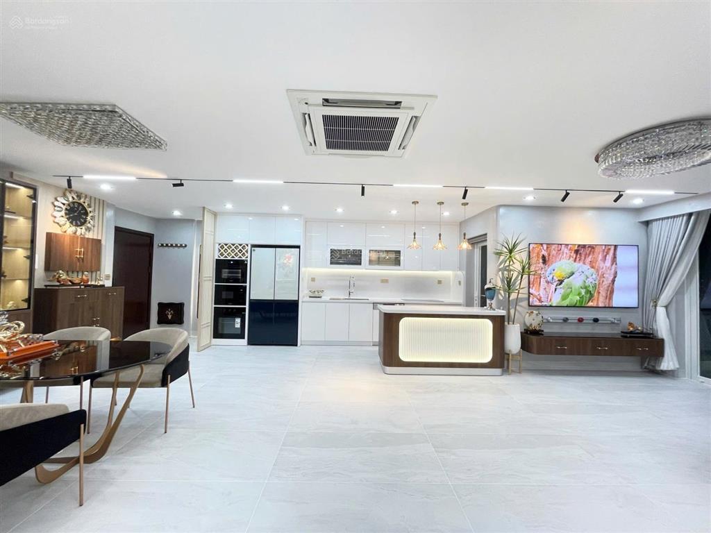 Bán căn hộ tại riverpark residence, phú mỹ hưng, giá 19,5 tỷ, 137 m2, 3pn, 2wc, view công viên